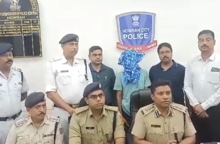 ব্যাঁটরায় ব্যবসায়ীর ১১ লক্ষ টাকা লুটের ঘটনায় গ্রেপ্তার বেড়ে দুই। এখনো পর্যন্ত উদ্ধার ২ লক্ষ টাকা।