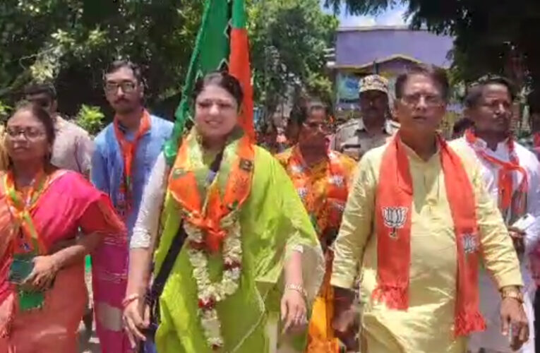 “অভিষেক নিজের উন্নয়ন করেছেন, মানুষের নয়।” হাওড়ায় প্রচারে এসে মন্তব্য বিজেপি নেত্রী প্রিয়াঙ্কা টিব্রেওয়ালের।