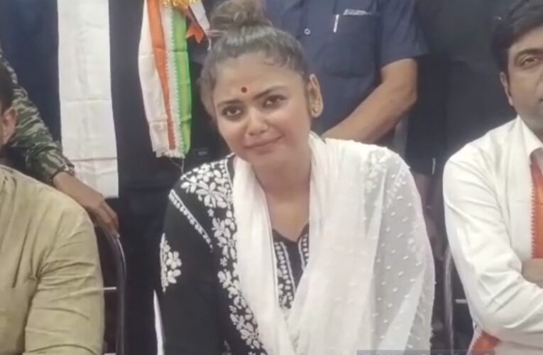 বাংলায় ৬৪ হাজার বুথে তো আর তৃণমূল সন্ত্রাস করে জেতেনি ? বিরোধীদের উদ্দেশ্যে প্রশ্ন সায়নীর।