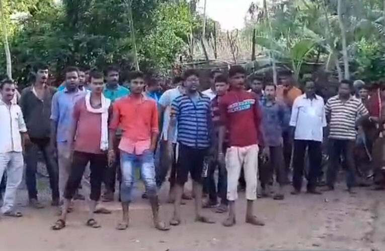 বিজেপি তৃণমূল সংঘর্ষ; ব্যালট বাক্সে ঢালা হোল জল।