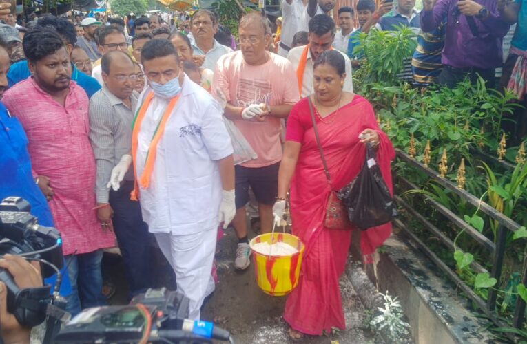 পরিচ্ছন্নতা দিবস উপলক্ষ্যে মধ্য হাওড়ার ৪নং মন্ডল এর উদ্যোগে এক স্বচ্ছতা অভিযান।