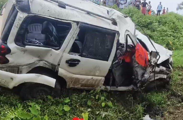 শিবমন্দিরে যাওয়ার পথে পিষল গাড়ি, বাগডোগরায় মৃত্যু ৬ পুণ্যার্থীর।