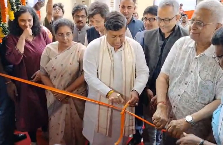 হাওড়ার শিবপুরে ডঃ শ্যামাপ্রসাদ মুখার্জি নামাঙ্কিত ছাত্রাবাসের শুভ সূচনা হলো।